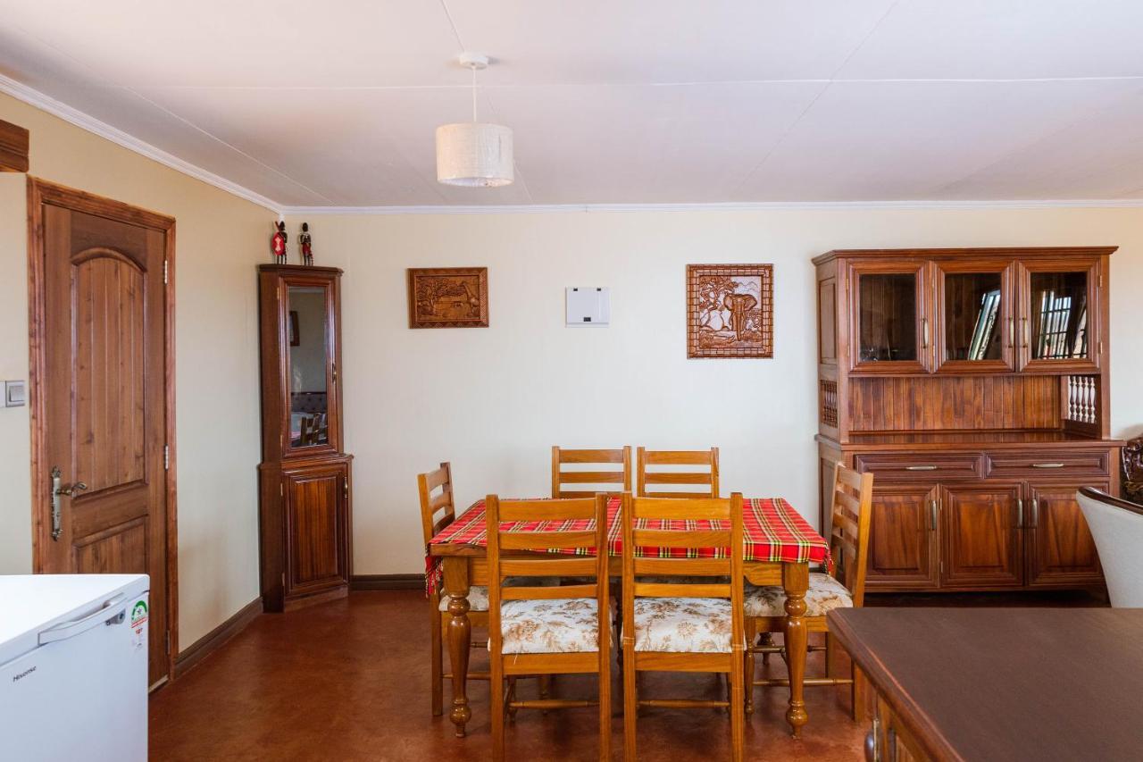 Wild Amboseli Ndovu Cottage. Luaran gambar