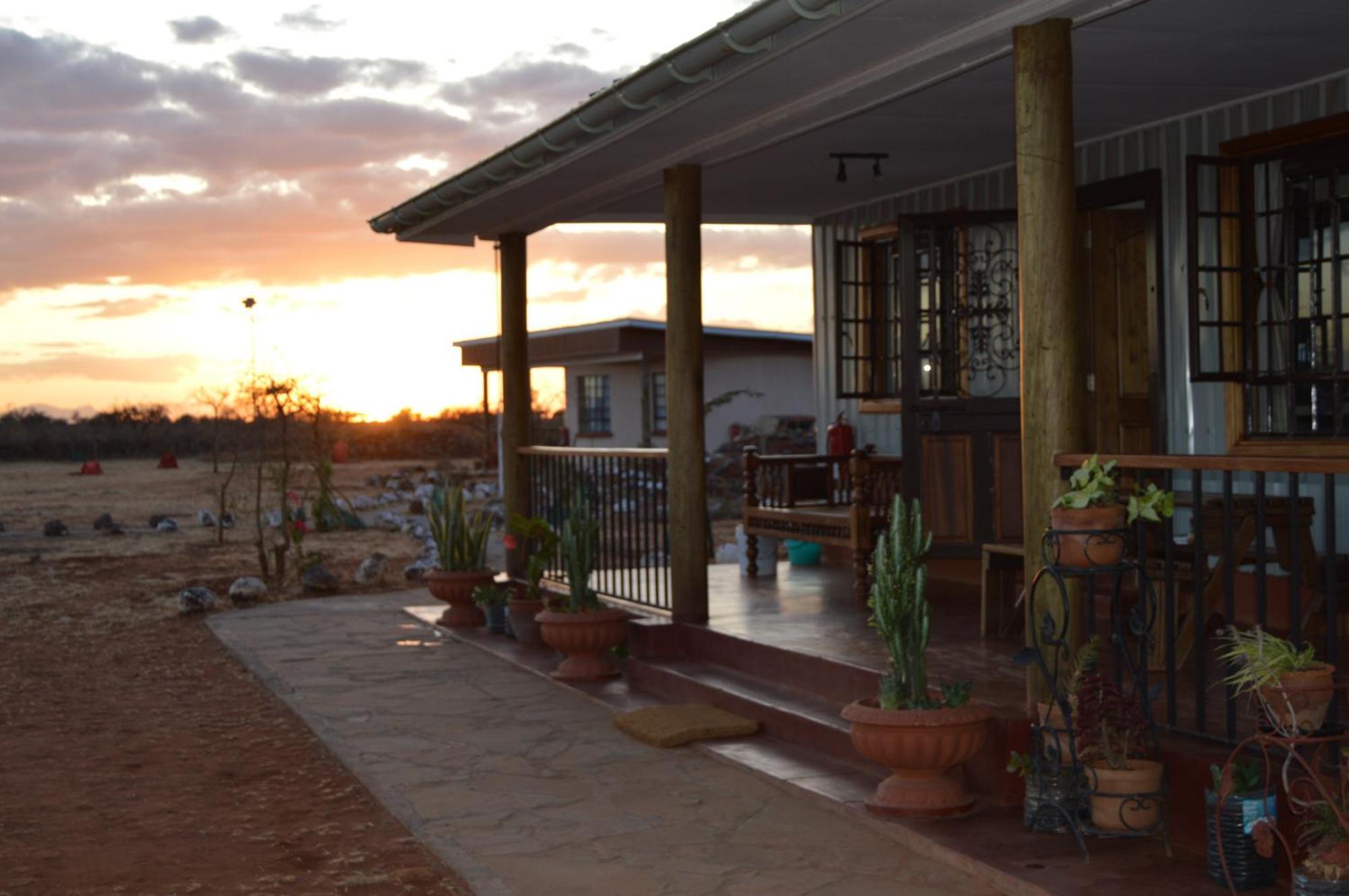 Wild Amboseli Ndovu Cottage. Luaran gambar